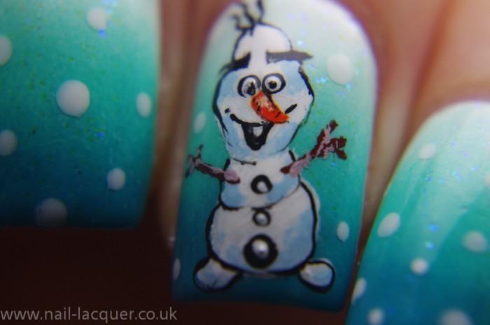 10. Snowman Nail Art with Dotting Tool - wide 2