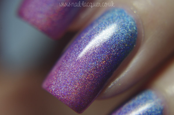 Holographic Twilight Gradient Nail Art Tutorial - wide 2