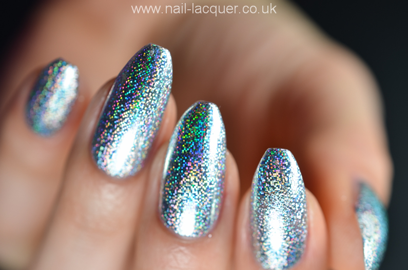 How to apply nail foils - Nail Lacquer UK