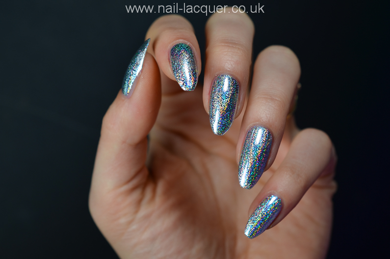 How to apply nail foils - Nail Lacquer UK