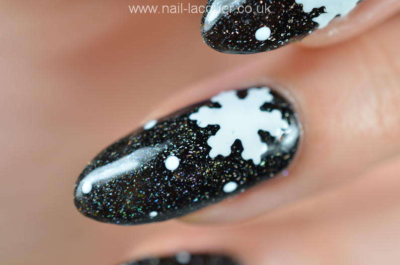 Snowflake nail art tutorial - Nail Lacquer UK