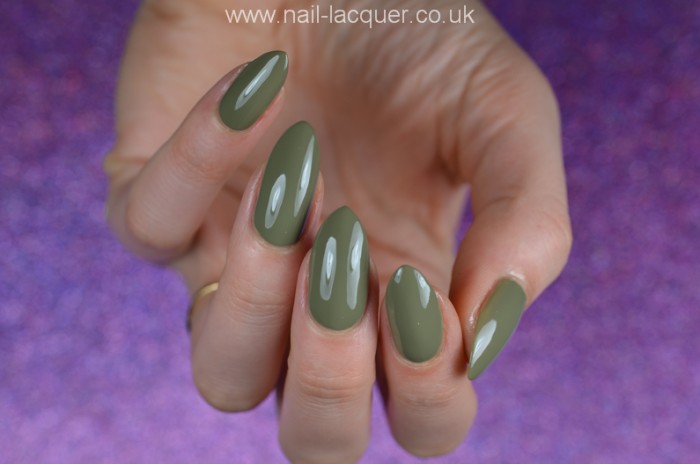 Soigne nail polish spring colours