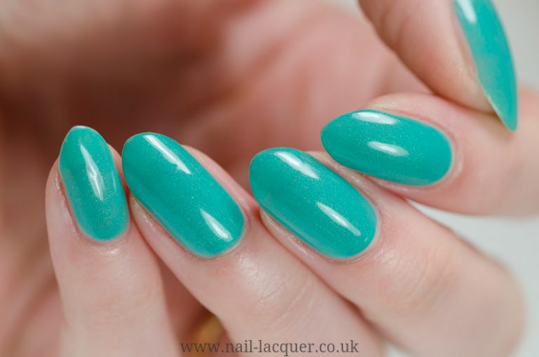 7. Kiara Sky Gel Polish in "Blue Heaven" - wide 9