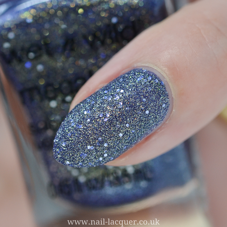 Wet n Wild Los Feliz Navidad review and swatches by Nail Lacquer UK