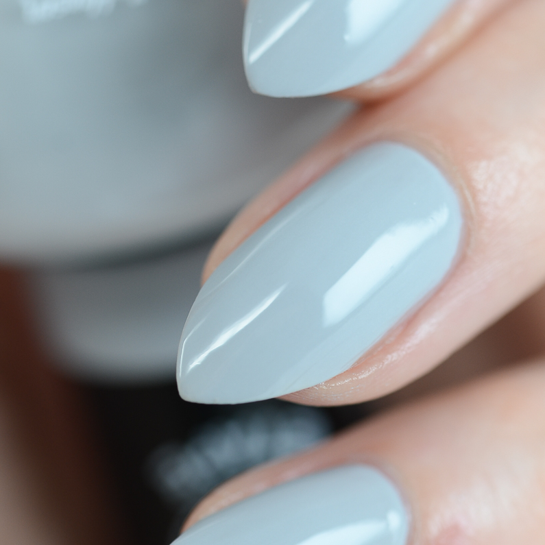 Sally Hansen Miracle Gel swatches and review by Nail Lacquer UK blog