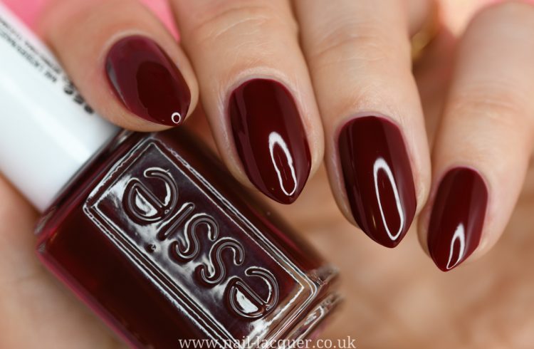 Essie-nail-polish-suitcase-gift-set-73 - Nail Lacquer UK