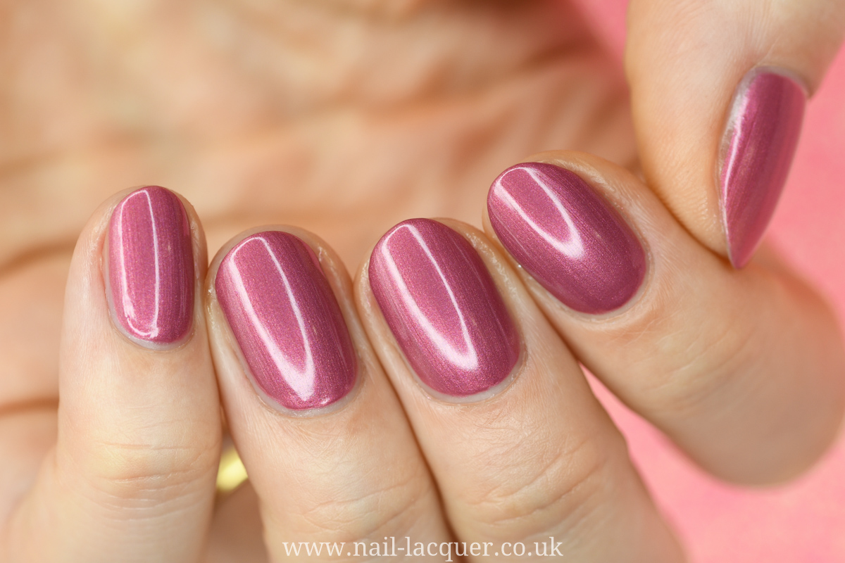 OPI Nail Lacquer in Mauve-Lous Memories - wide 1