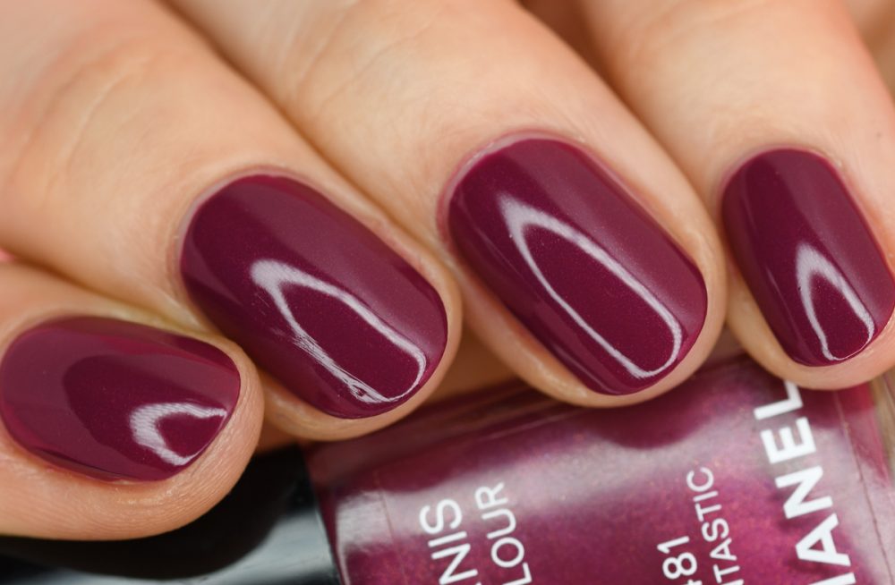 Bee's Knees Lacquer | What We Do In The Shadows 3 Collection